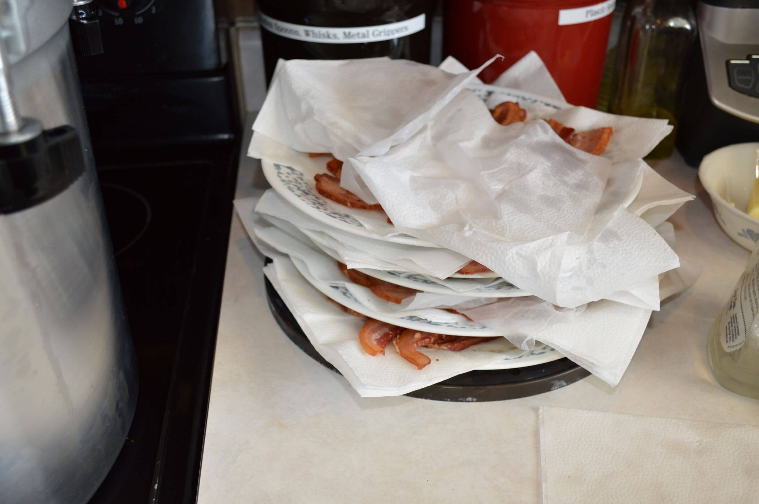 Lay bacon on paper towels