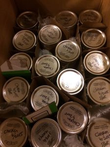 Packing Glass Jars into Boxes (4)